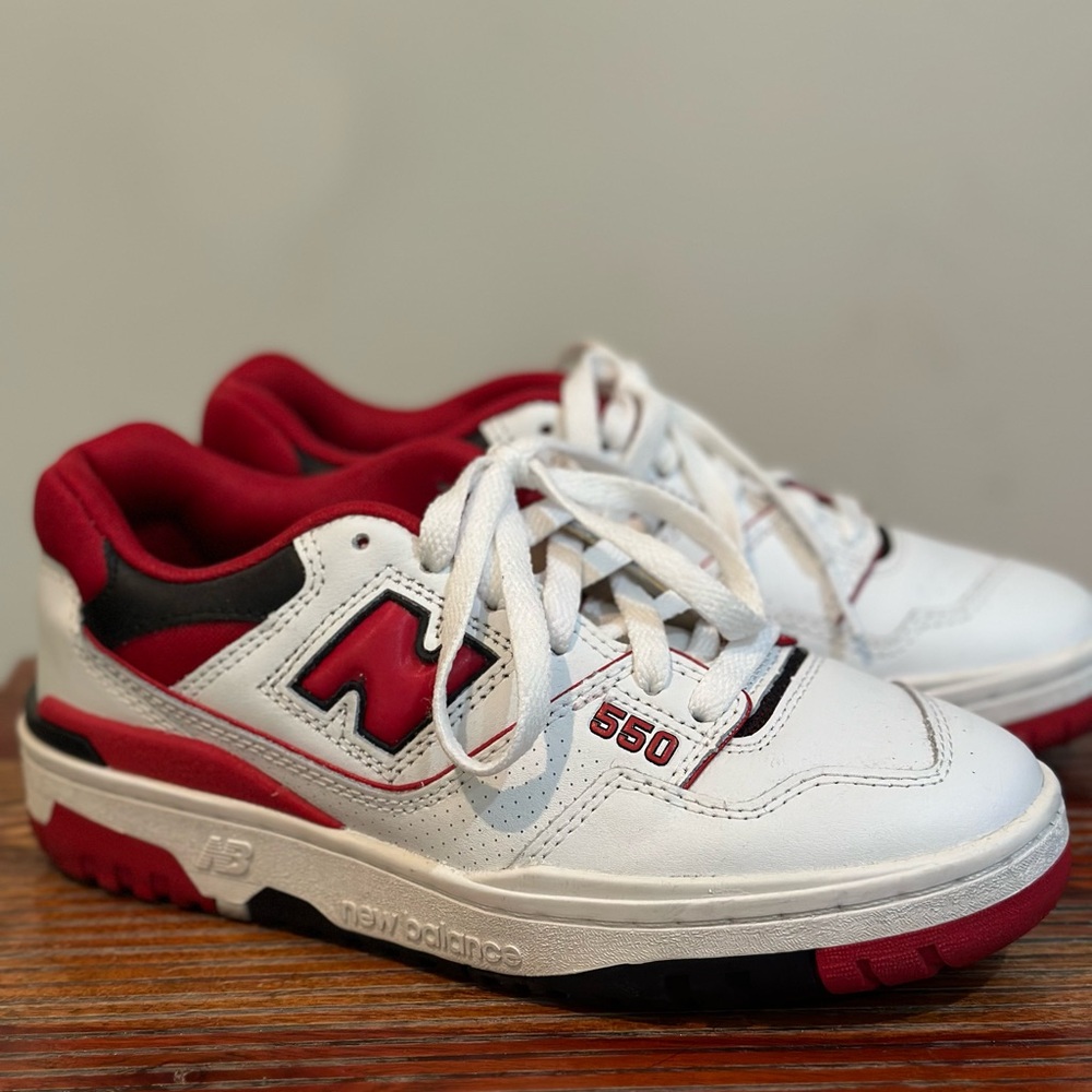 New Balance 550 Red